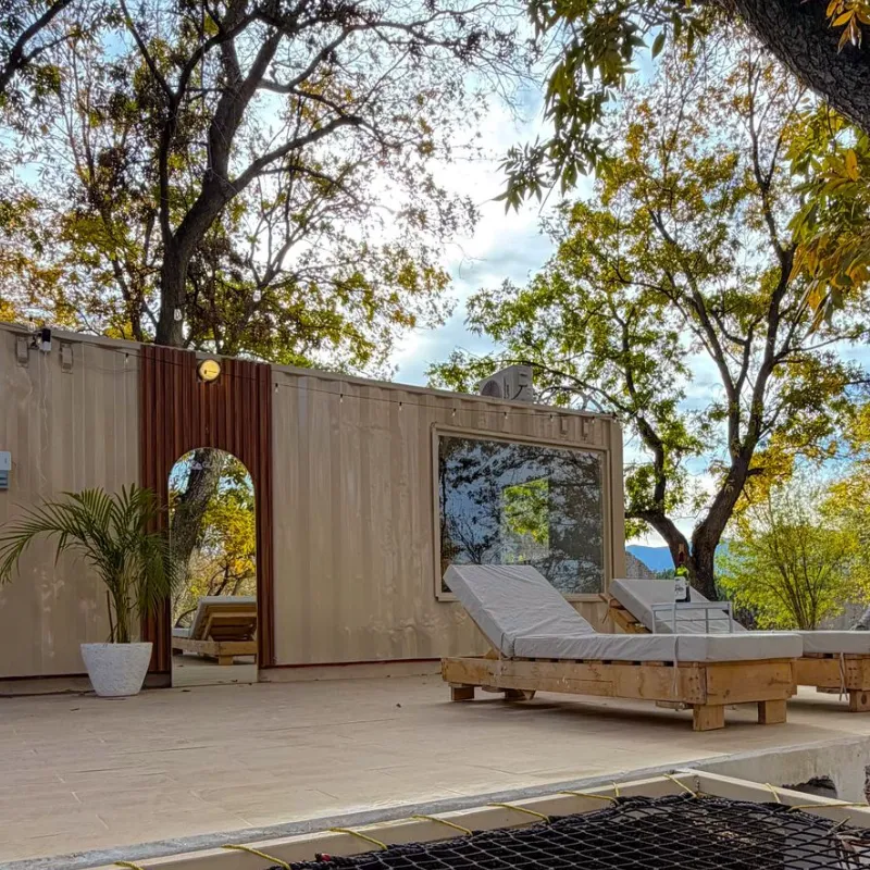 GLAMPING CONTENEDOR "JAPANDI"